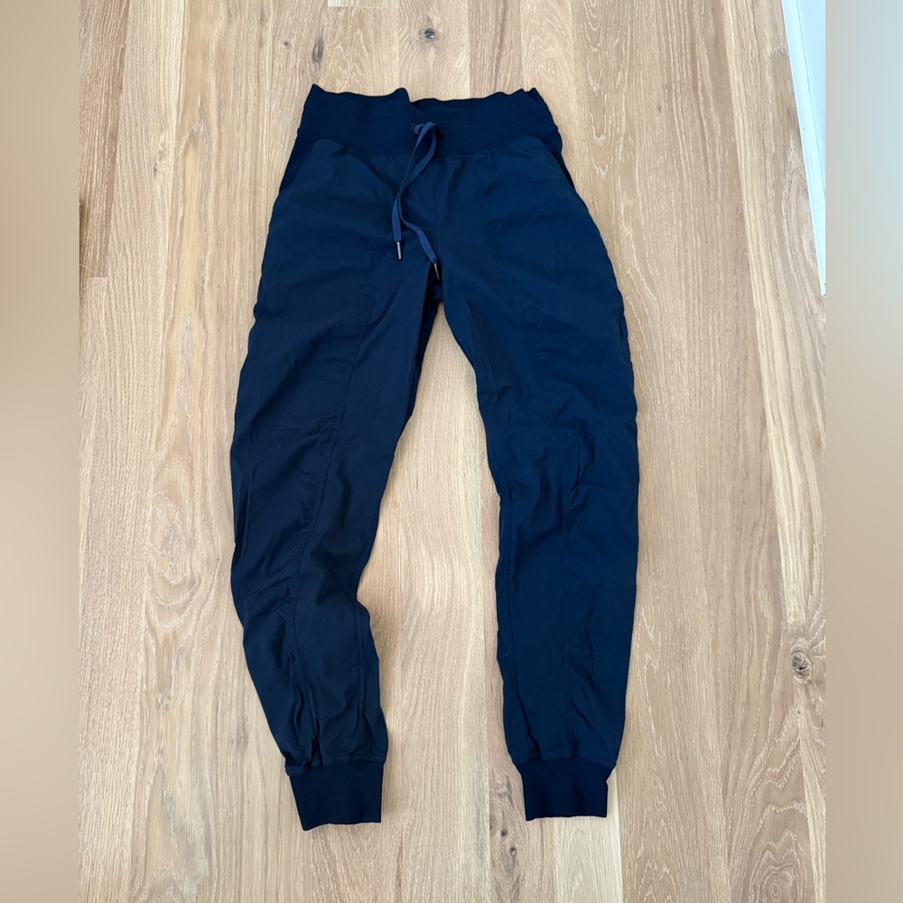 Lululemon dance midrise jogger, navy, 6
